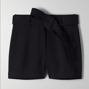 Aritzia Wilfred Tie Front Shorts